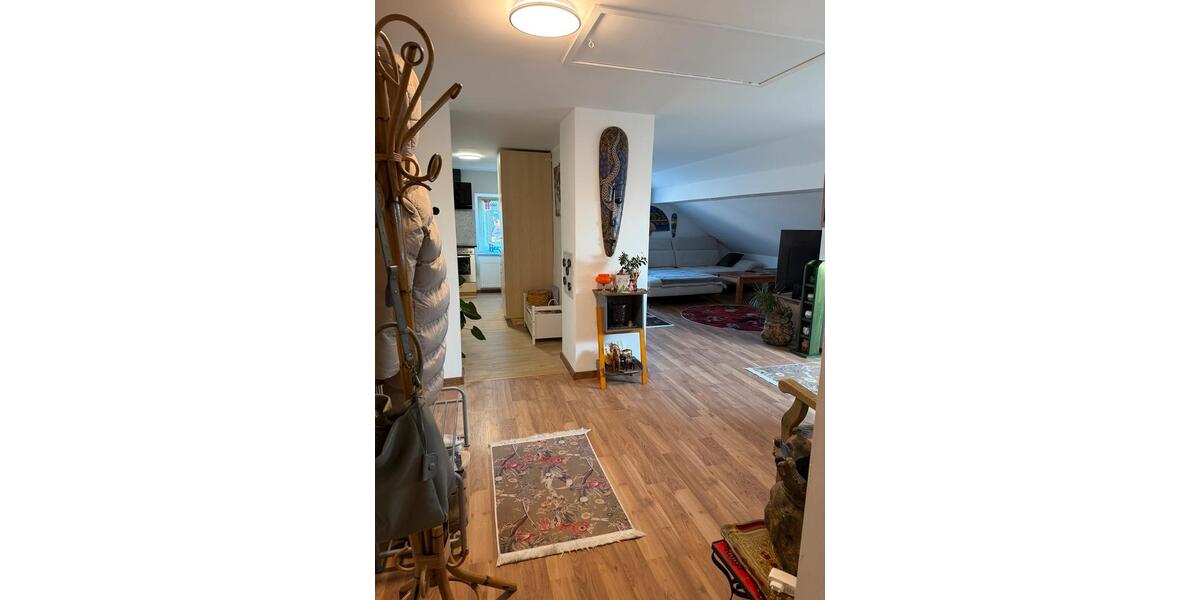 Dachgeschoßwohnung Höchstadt an der Aisch - 2 Zimmer, 68 m&sup2;, 850&euro; | Angebot:25456500