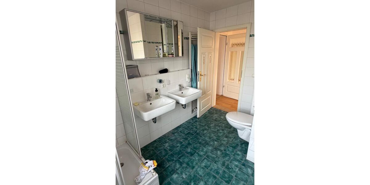Einfamilienhaus Nürnberg Erlenstegen - 5 Zimmer, 135 m&sup2;, 1.600&euro; | Angebot:26645629