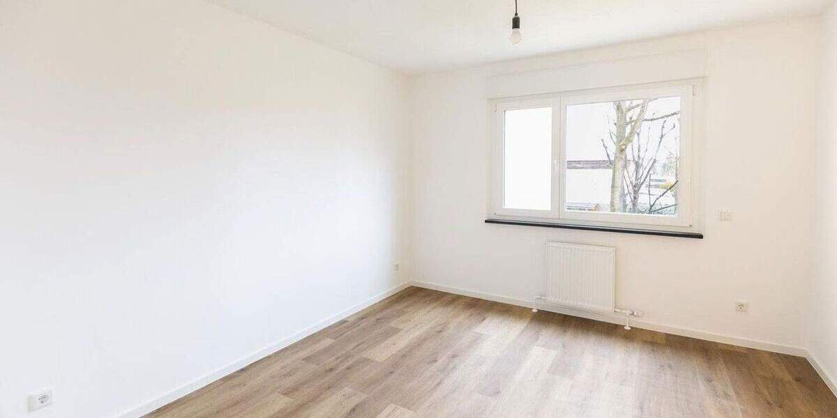 Etagenwohnung Nürnberg Röthenbach b Schweinau - 3 Zimmer, 84 m&sup2;, 330.000&euro; | Angebot:25724159