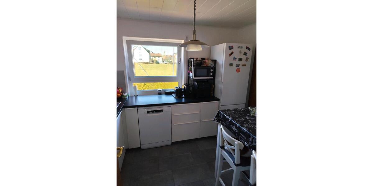 Erdgeschoßwohnung Neuendettelsau - 4 Zimmer, 103 m&sup2;, 1.100&euro; | Angebot:25862181