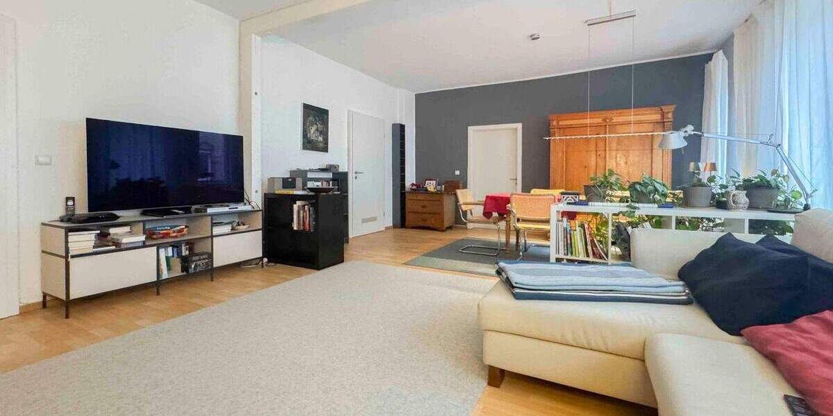 Etagenwohnung Nürnberg Gostenhof - 4 Zimmer, 111 m&sup2;, 395.000&euro; | Angebot:25782582