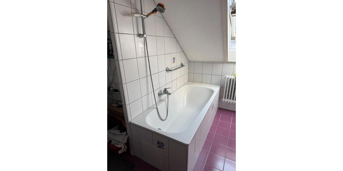 Dachgeschoßwohnung Nürnberg Zerzabelshof - 1 Zimmer, 32 m&sup2;, 550&euro; | Angebot:26142978