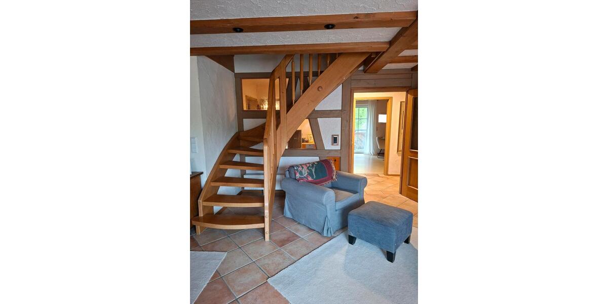 Dachgeschoßwohnung Diespeck - 5 Zimmer, 115 m&sup2;, 920&euro; | Angebot:26546176
