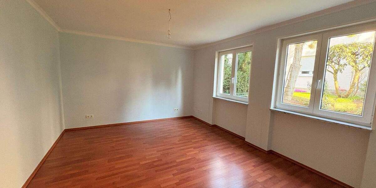 Etagenwohnung Nürnberg Gaismannshof - 4 Zimmer, 145 m&sup2;, 2.000&euro; | Angebot:25940493