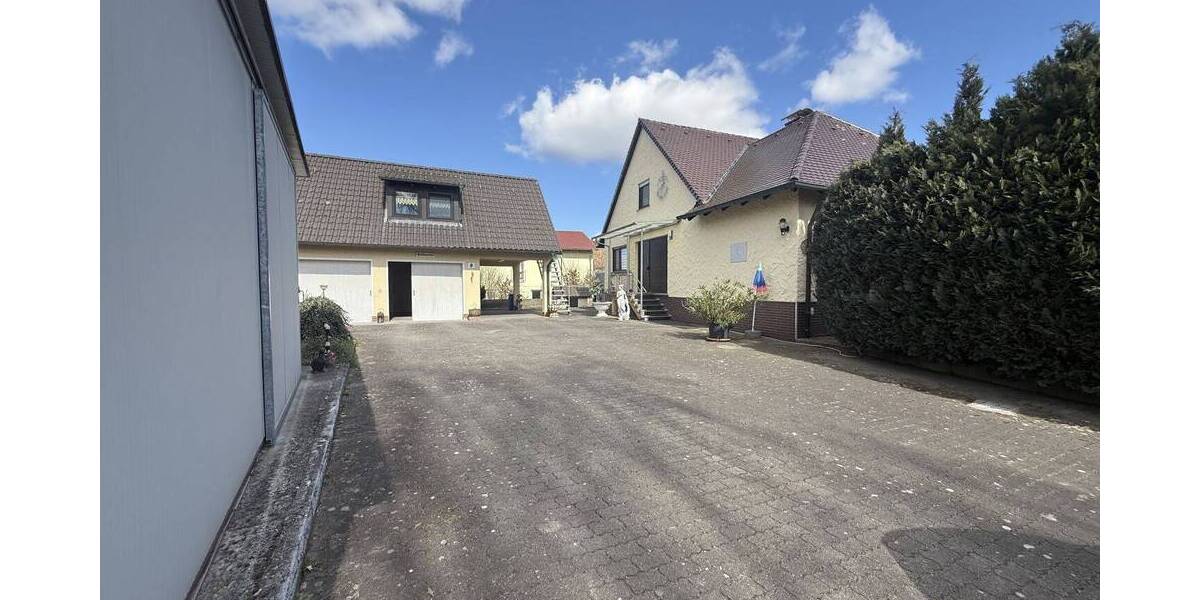 Einfamilienhaus Büchenbach Tennenlohe - 6 Zimmer, 174 m&sup2;, 680.000&euro; | Angebot:25983266