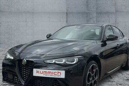 Alfa Romeo Giulia 15.579 km 43.500 &euro; Fürth 90763