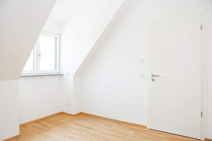 Etagenwohnung Nürnberg Reutles - 2 Zimmer, 63 m&sup2;, 890&euro; | Angebot:25928305