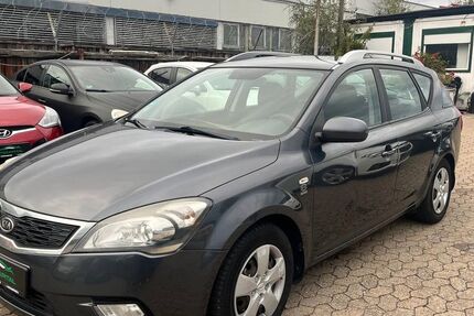 Kia Andere 221.000 km 1.999 &euro; Nürnberg 90439