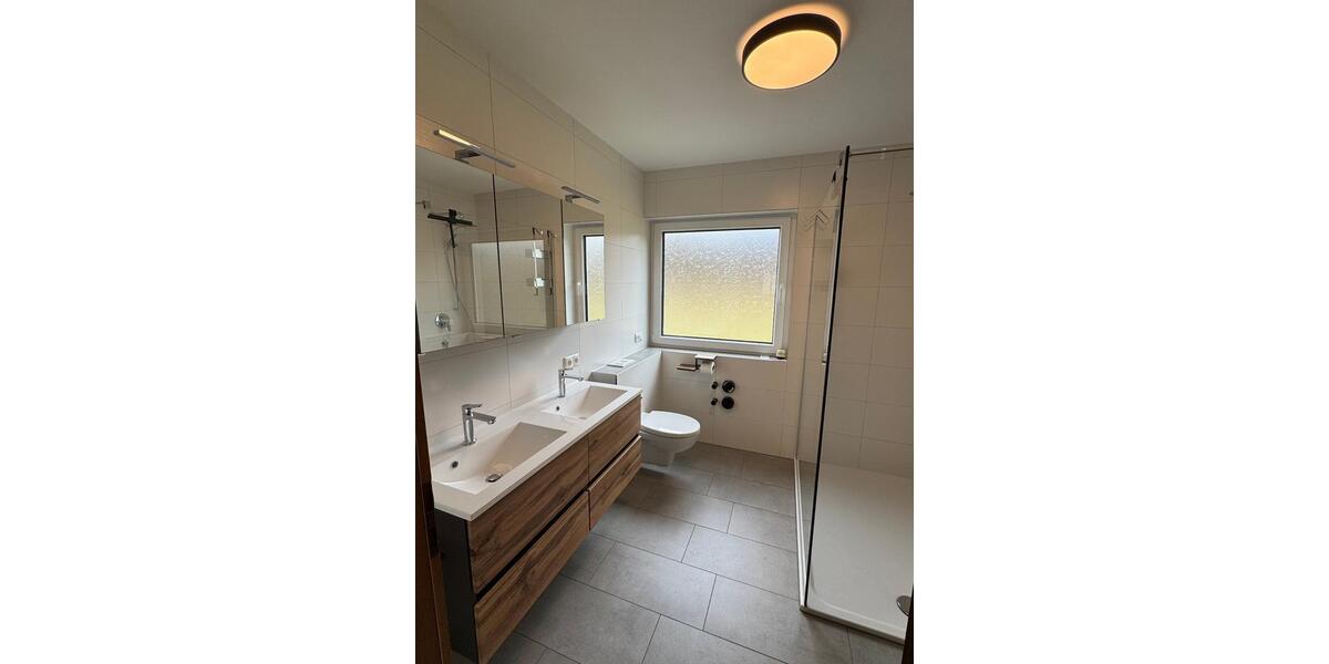 Mehrfamilienhaus, Wohnhaus Eckental - 4.5 Zimmer, 136 m&sup2;, 1.090&euro; | Angebot:26614466