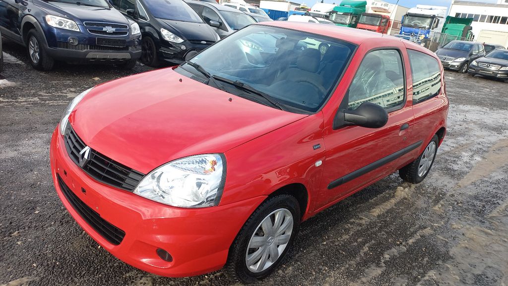 Renault Clio 138.549 km 4.599 &euro; Nürnberg 90431