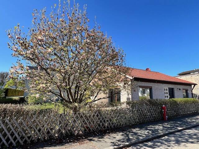 Bungalow Feucht - 3 Zimmer, 88 m&sup2;, 448.000&euro; | Angebot:26607815
