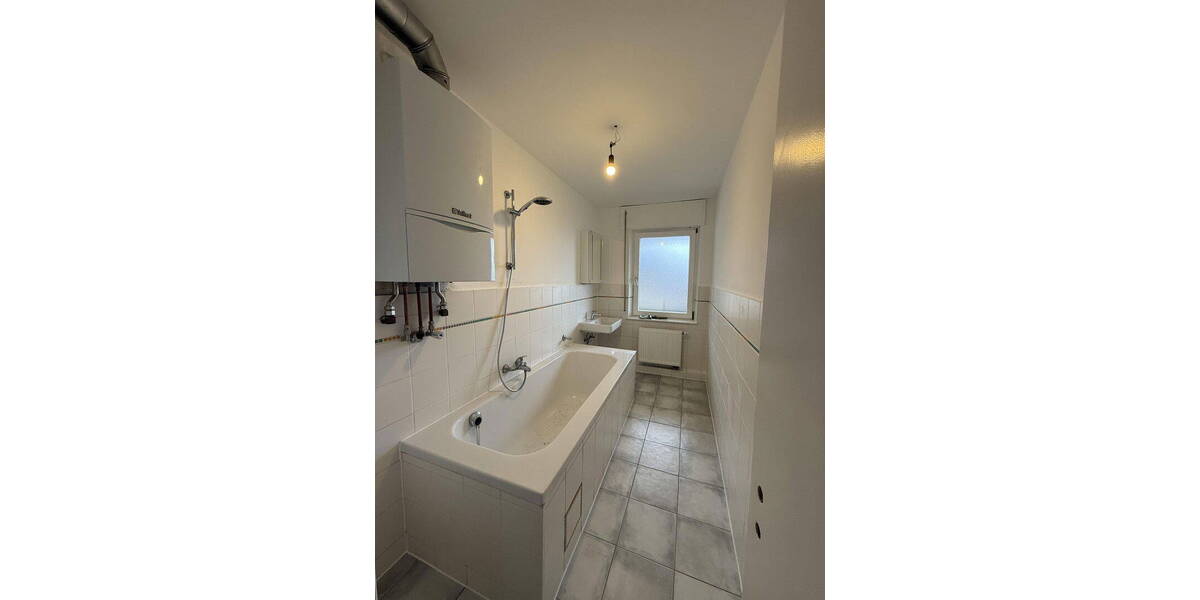 Etagenwohnung Nürnberg St Johannis - 4 Zimmer, 120 m&sup2;, 1.670&euro; | Angebot:26016208