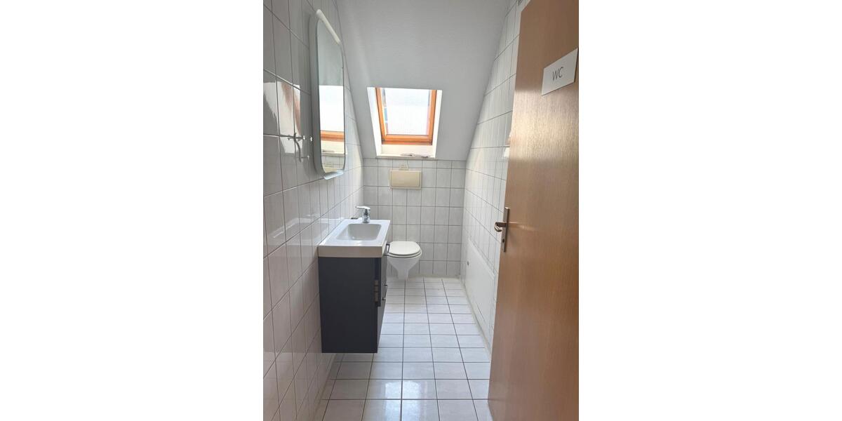 Etagenwohnung Neustadt an der Aisch - 4 Zimmer, 116 m&sup2;, 920&euro; | Angebot:24952493