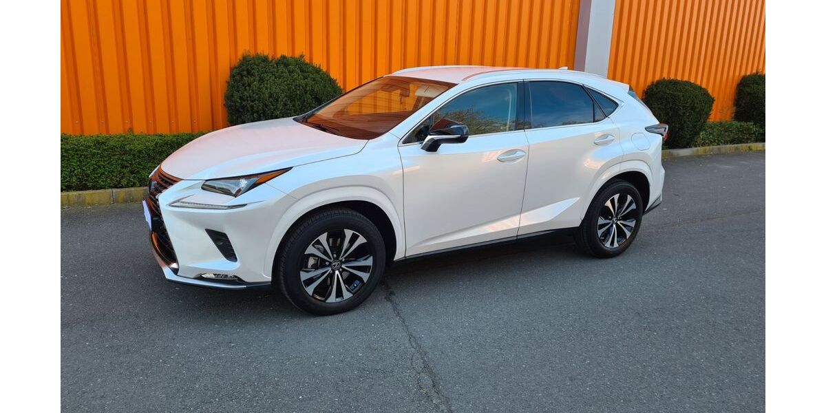 Lexus NX 300 59.020 km 30.900 &euro; Nürnberg 90451