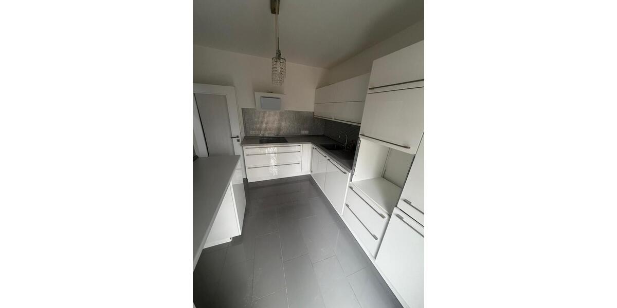 Etagenwohnung Fürth Atzenhof - 3 Zimmer, 100 m&sup2;, 1.600&euro; | Angebot:25236827