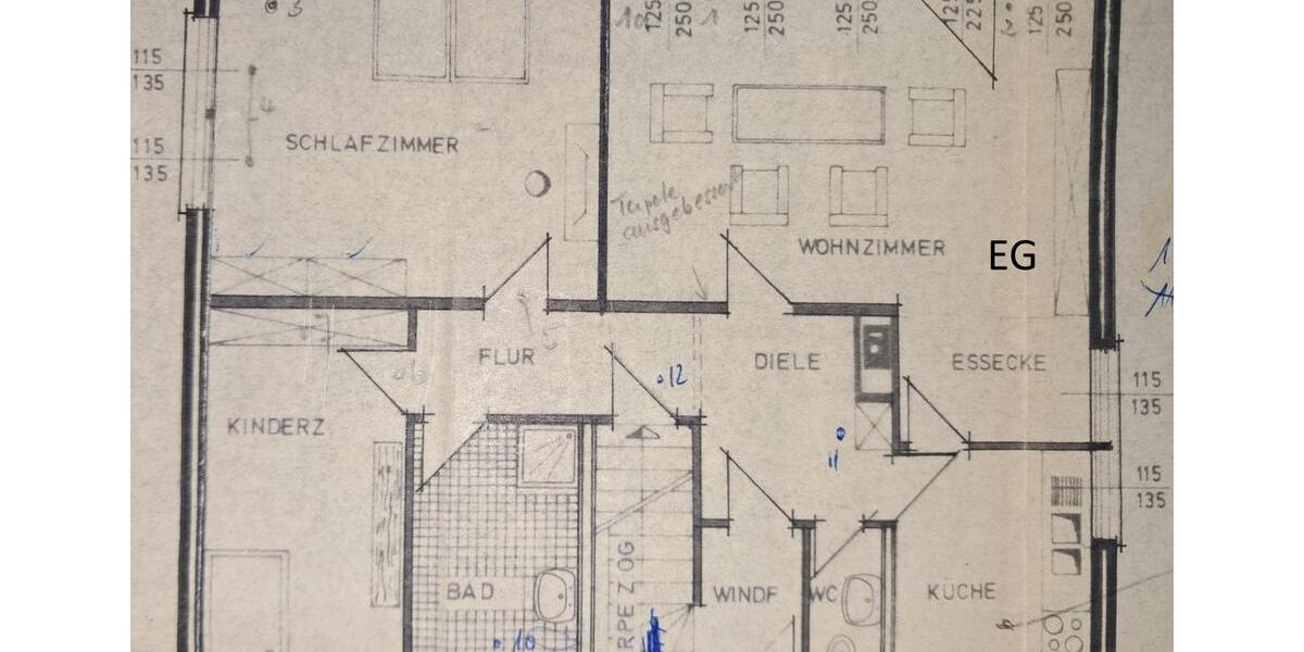 Einfamilienhaus Weisendorf - 7.5 Zimmer, 274 m&sup2;, 440.000&euro; | Angebot:25589665