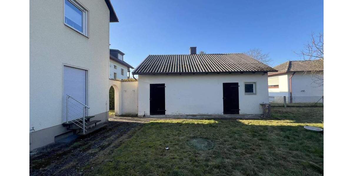 Mehrfamilienhaus, Wohnhaus Erlangen Büchenbach - 1 Zimmer, 200 m&sup2;, 590.000&euro; | Angebot:25735032