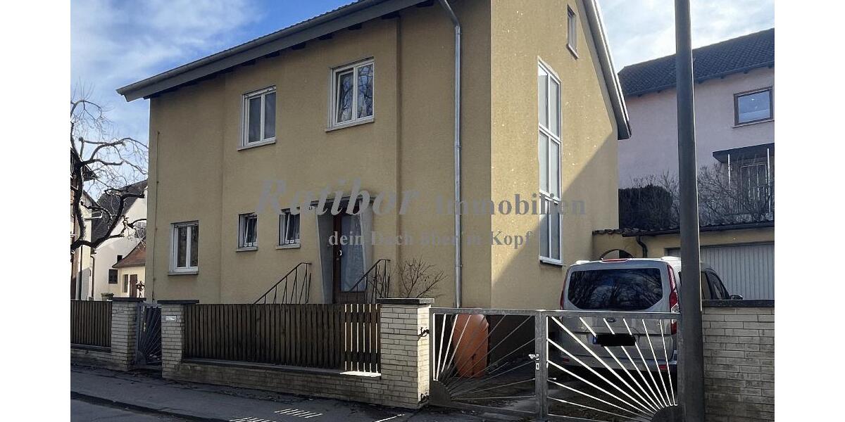 Geräumiges Einfamilienhaus mit Garage und Blick ins Grüne in Roth - Einfamilienhaus Roth | Angebot:25839080