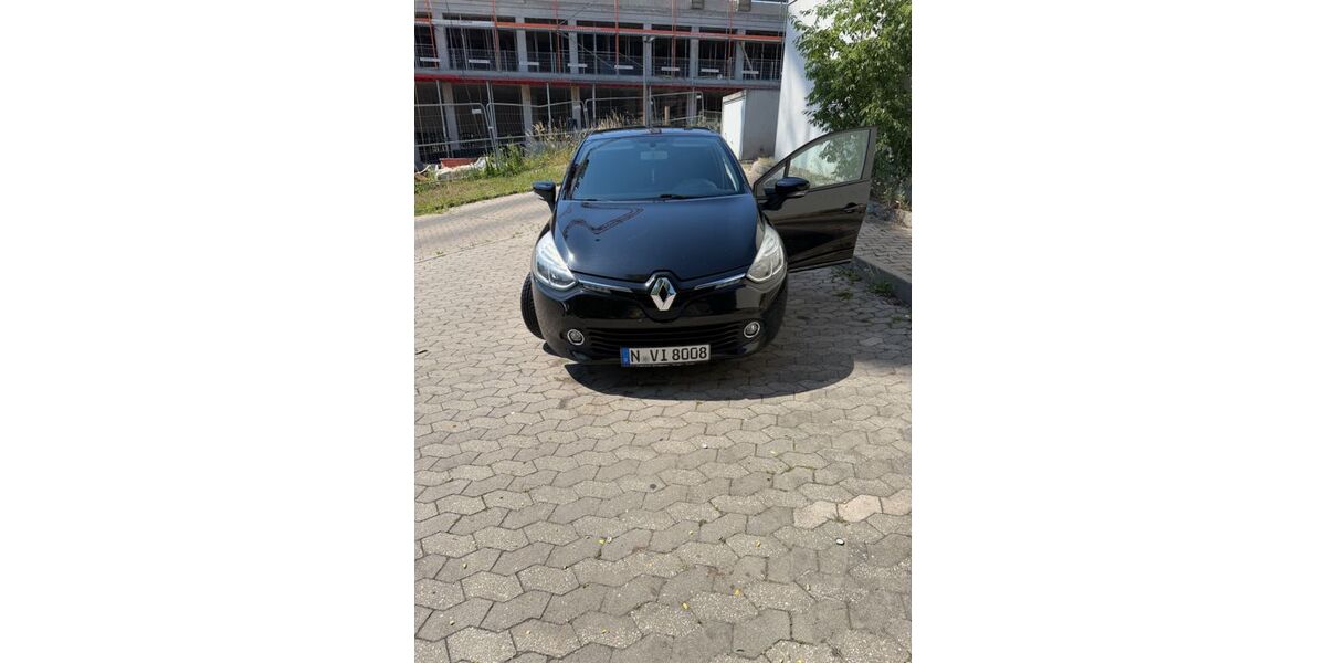 Renault Clio 132.600 km 5.600 &euro; Nürnberg 90431