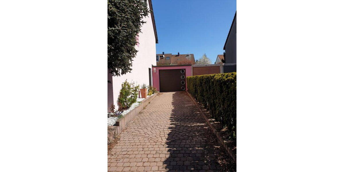 Reihenendhaus Nürnberg Erlenstegen - 6 Zimmer, 144 m&sup2;, 844.000&euro; | Angebot:26595421