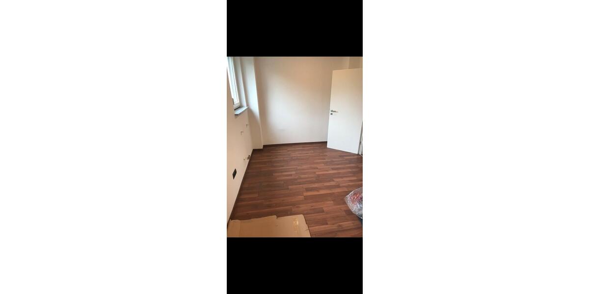 Erdgeschoßwohnung Nürnberg Almoshof - 2.5 Zimmer, 82 m&sup2;, 950&euro; | Angebot:26594086
