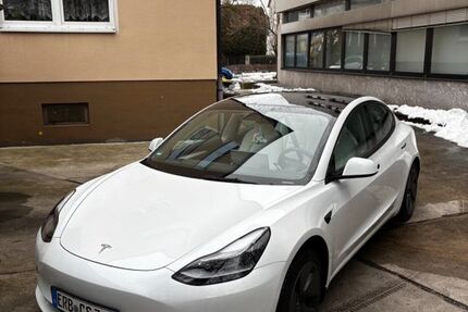 Tesla Model 3 84.705 km 21.700 &euro; Neustadt 91413