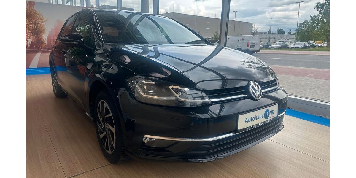 VW Golf 96.491 km 16.888 &euro; Erlangen 91058