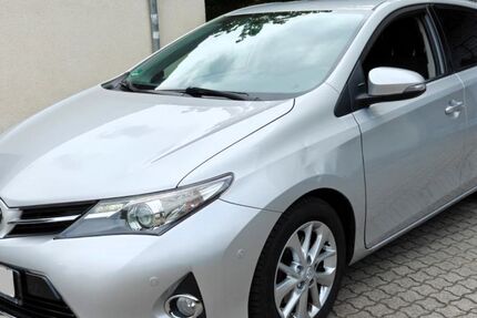 Toyota Auris 203.178 km 5.800 &euro; Nürnberg 90439