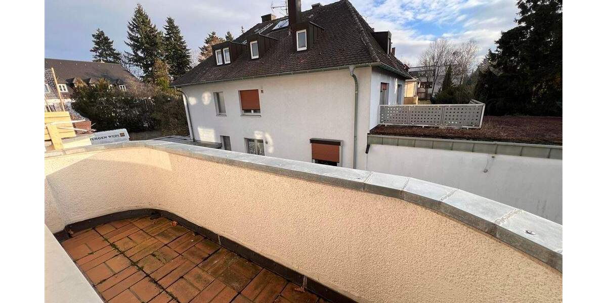 Etagenwohnung Nürnberg Gleißhammer - 3 Zimmer, 100 m&sup2;, 1.200&euro; | Angebot:25661487