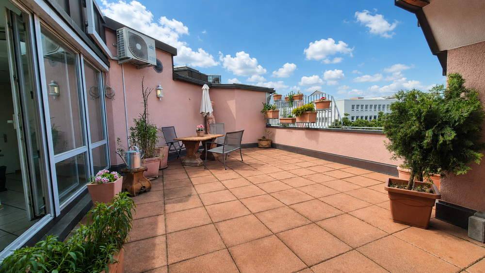 Etagenwohnung Erlangen Röthelheimpark - 4 Zimmer, 208 m&sup2;, 2.400&euro; | Angebot:26974964