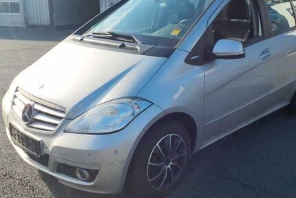 Mercedes-Benz A 180 260.000 km 2.750 &euro; Nürnberg 90431