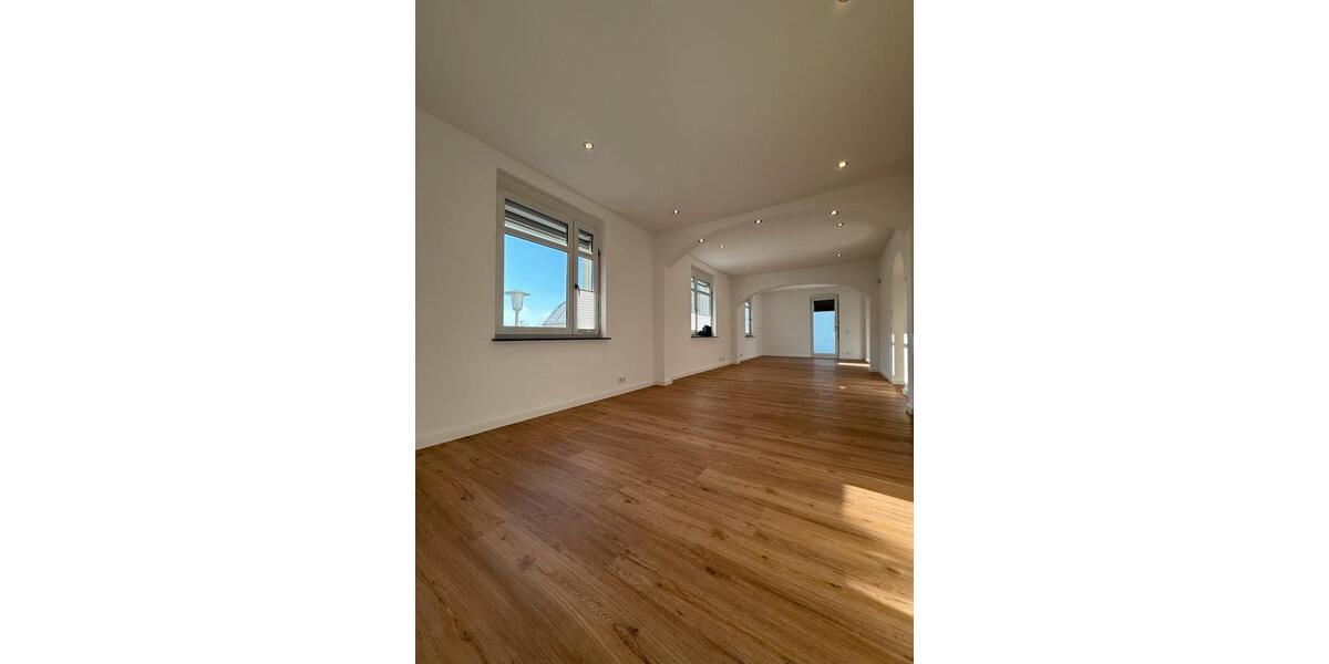 Etagenwohnung Schwaig Bei Nürnberg - 3 Zimmer, 85 m&sup2;, 1.100&euro; | Angebot:25917536