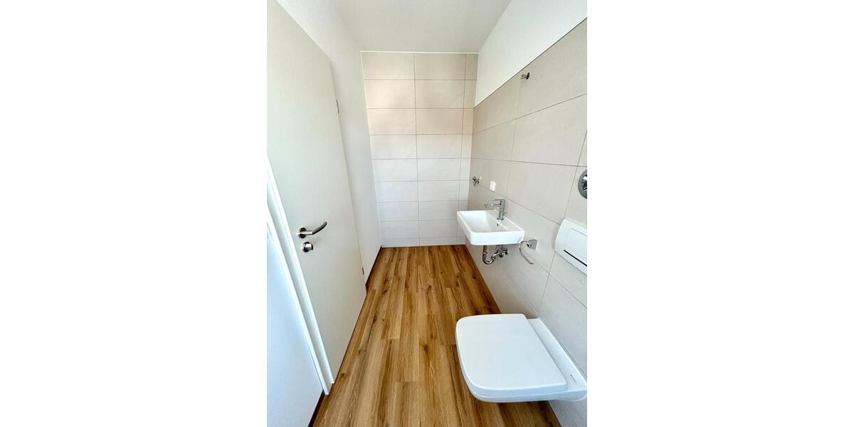Dachgeschoßwohnung Fürth Bislohe - 3.5 Zimmer, 99 m&sup2;, 1.335&euro; | Angebot:26600559