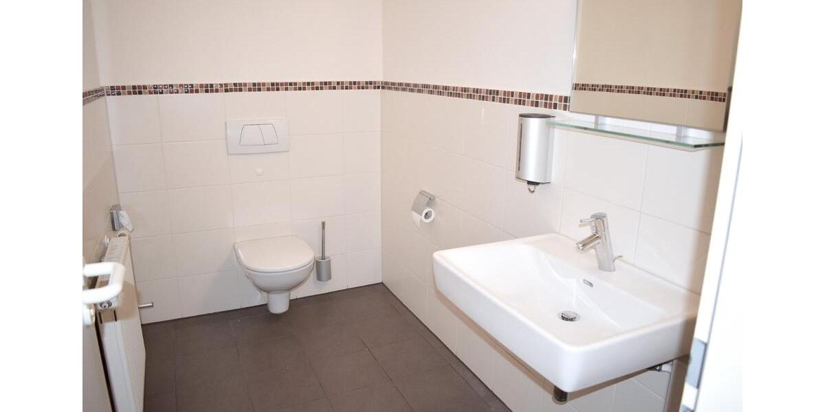 Gewerbeobjekt Schwabach - 4.400&euro; | Angebot:23847311