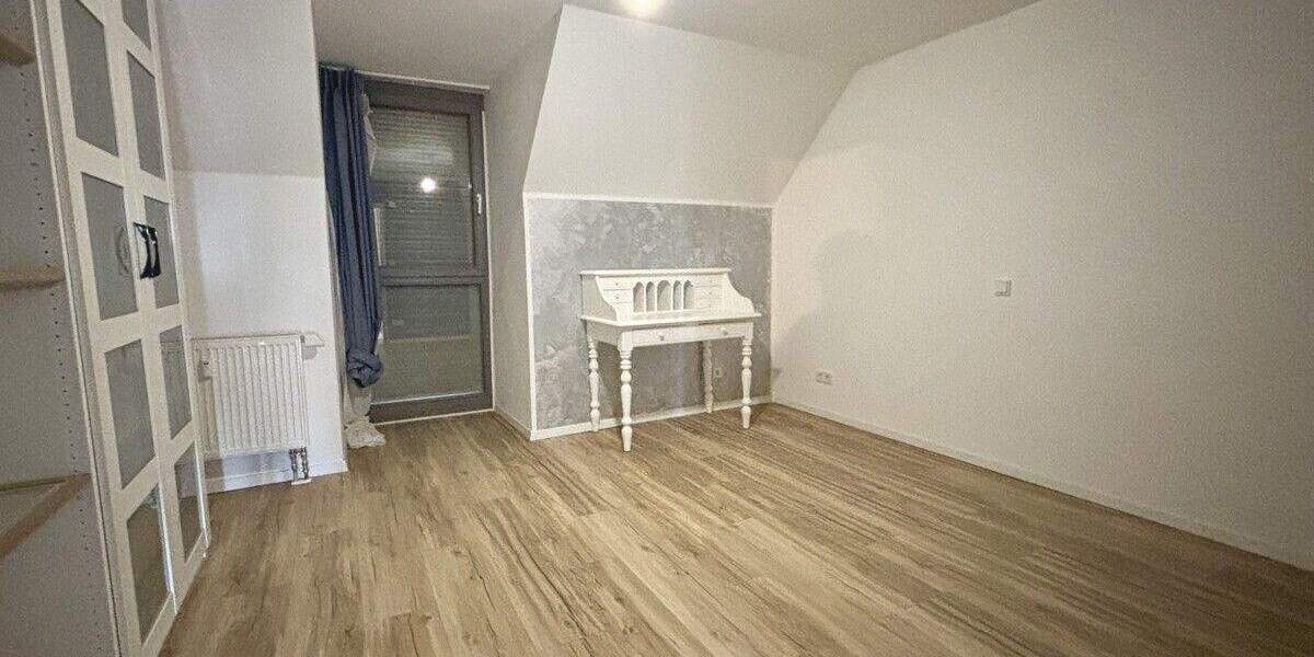 Etagenwohnung Roth - 3 Zimmer, 93 m&sup2;, 275.000&euro; | Angebot:25674302