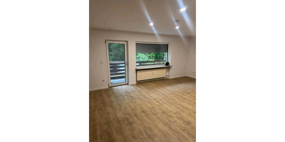 Etagenwohnung Lauf an der Pegnitz - 3 Zimmer, 83 m&sup2;, 1.100&euro; | Angebot:26638684