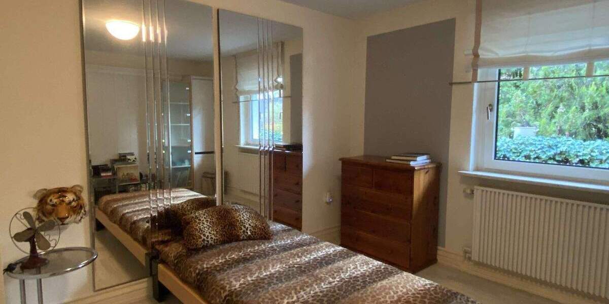 Einfamilienhaus Forchheim - 5 Zimmer, 272 m&sup2;, 580.000&euro; | Angebot:25681917