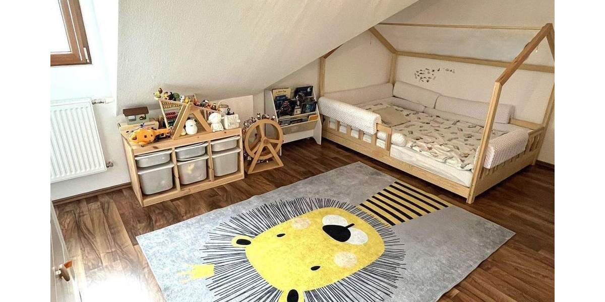 Etagenwohnung Eckental Forth - 3 Zimmer, 120 m&sup2;, 395.000&euro; | Angebot:25815145