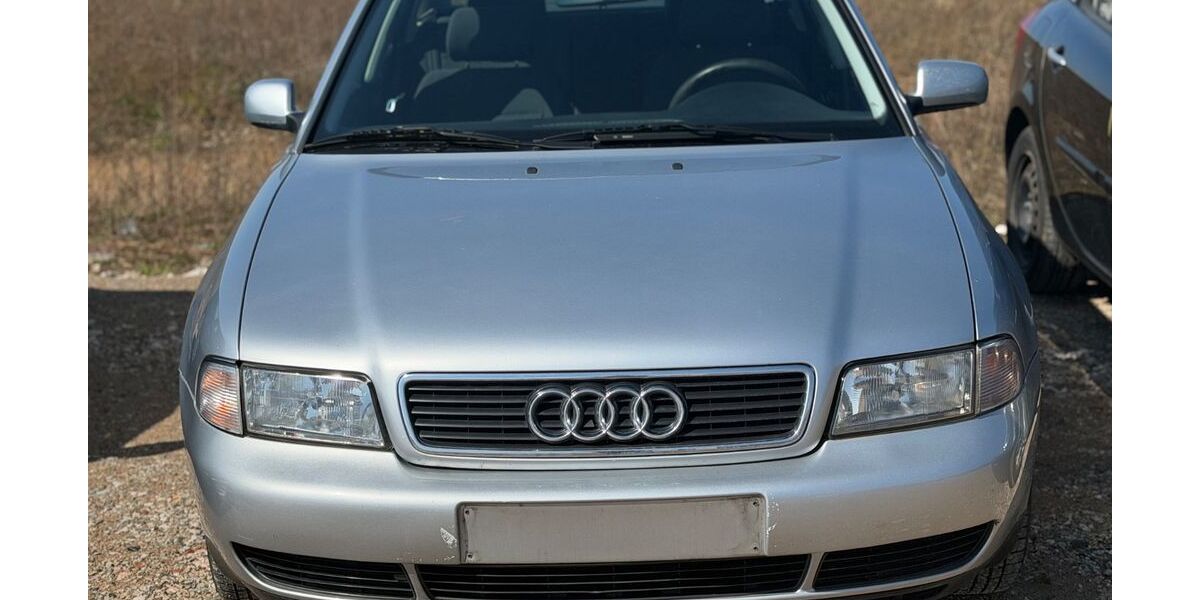 Audi A4 105.000 km 2.950 &euro; Grosshabersdorf 90613