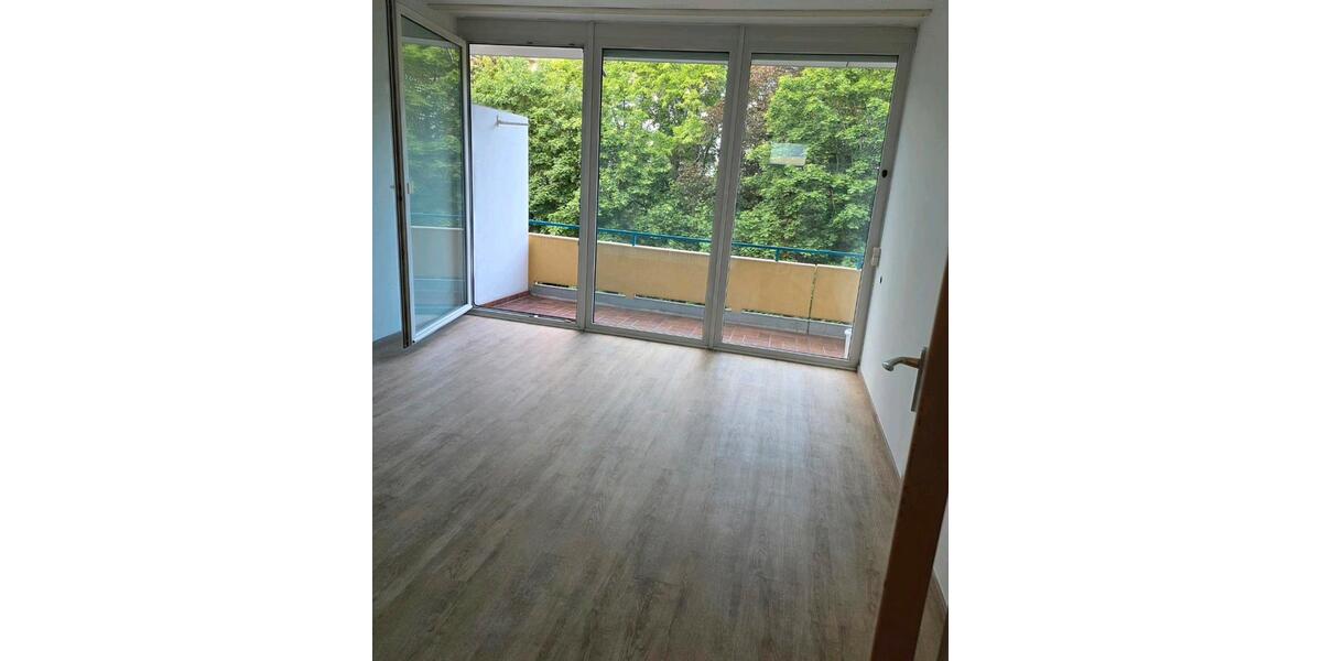Etagenwohnung Erlangen Bruck - 2.5 Zimmer, 64 m&sup2;, 1.250&euro; | Angebot:27577716