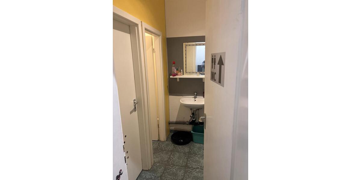 Gewerbeobjekt Nürnberg Langwasser - 1.200&euro; | Angebot:25643667