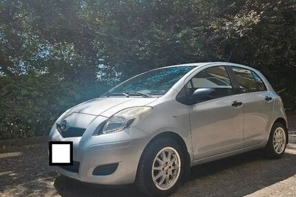 Toyota Yaris 167.000 km 3.150 &euro; Nürnberg 90429