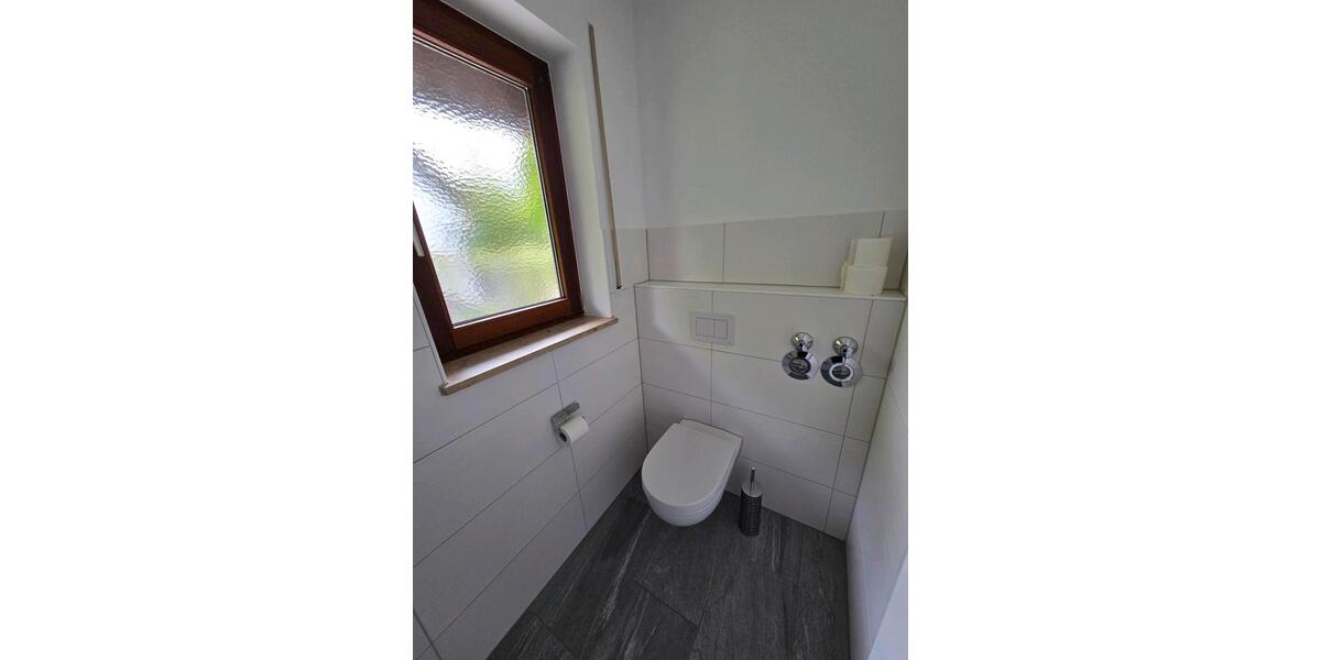 Erdgeschoßwohnung Erlangen Alterlangen - 4 Zimmer, 130 m&sup2;, 1.650&euro; | Angebot:26277316