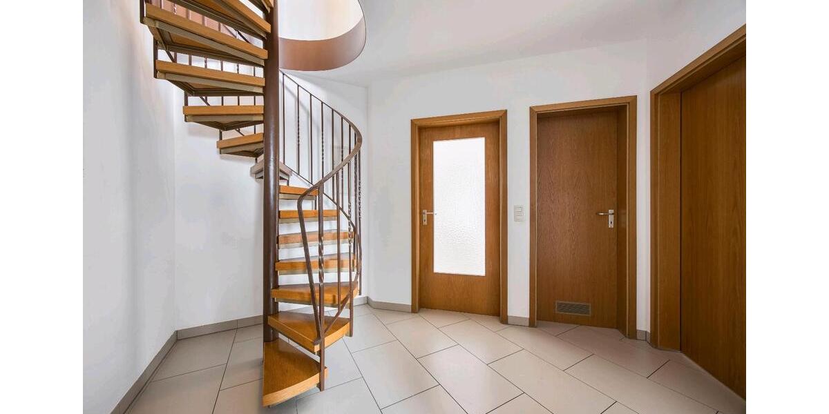 Maisonettenwohnung Schwabach - 3 Zimmer, 92 m&sup2;, 1.080&euro; | Angebot:25917526