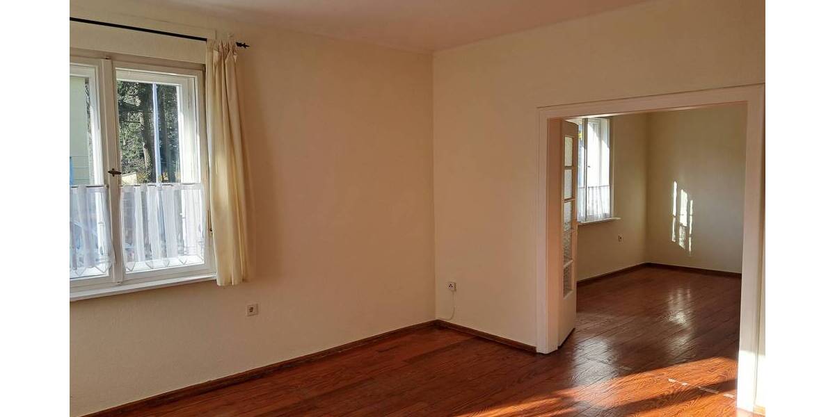 Doppelhaushälfte Erlangen Innenstadt - 9 Zimmer, 230 m&sup2;, 1.180.000&euro; | Angebot:25735022