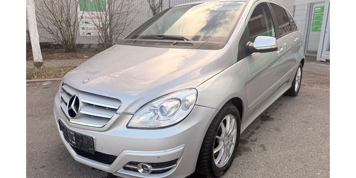 Mercedes-Benz B 200 124.000 km 7.490 &euro; Fürth 90763
