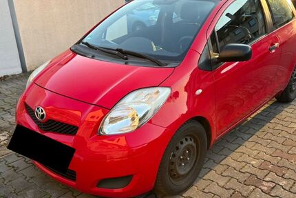 Toyota Yaris 147.500 km 2.999 &euro; Zirndorf 90513