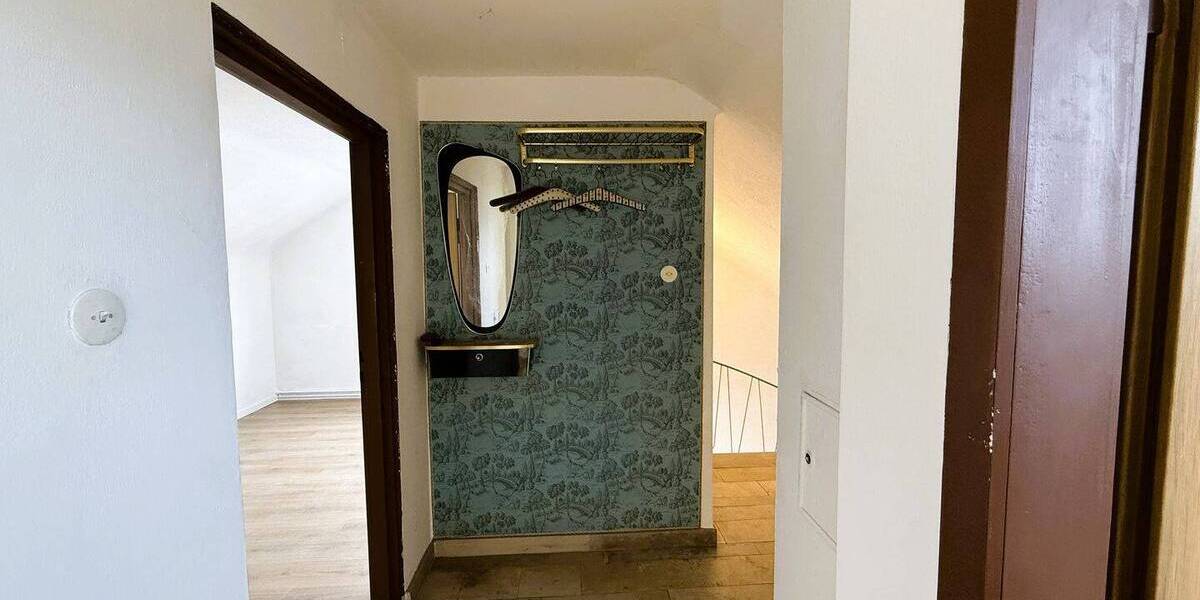 Mehrfamilienhaus, Wohnhaus Nürnberg Falkenheim - 6 Zimmer, 132 m&sup2;, 499.000&euro; | Angebot:26015626