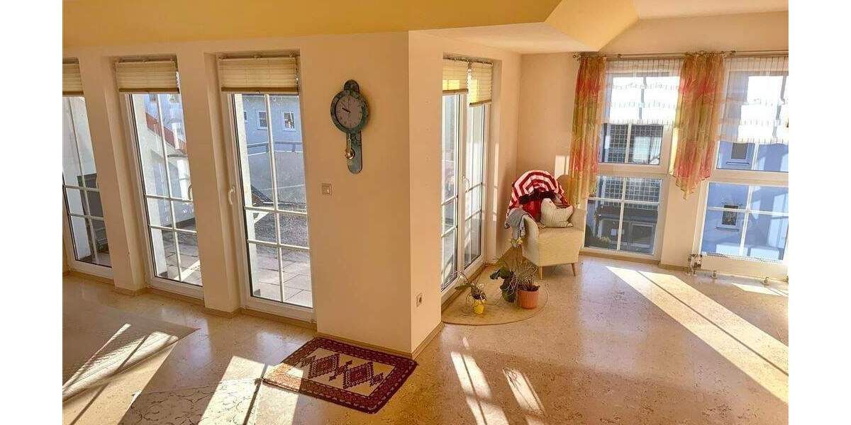 Etagenwohnung Winkelhaid b Nürnberg Winkelhaid - 2 Zimmer, 77 m&sup2;, 247.000&euro; | Angebot:25695528