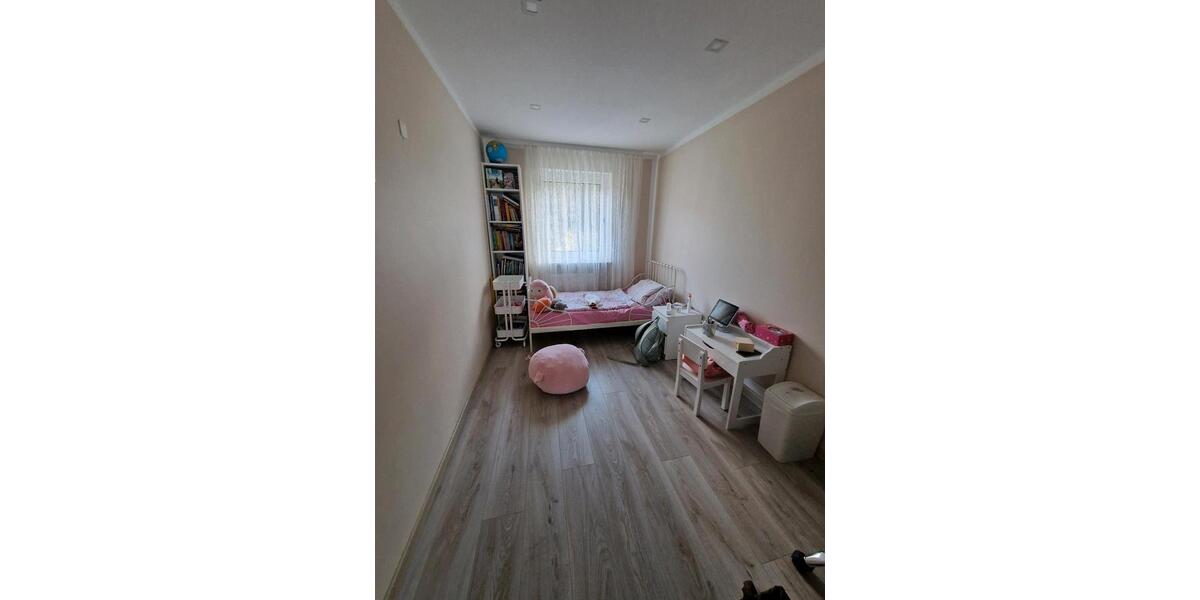 Reihenhaus Schwaig Bei Nürnberg - 5 Zimmer, 140 m&sup2;, 489.000&euro; | Angebot:25968496